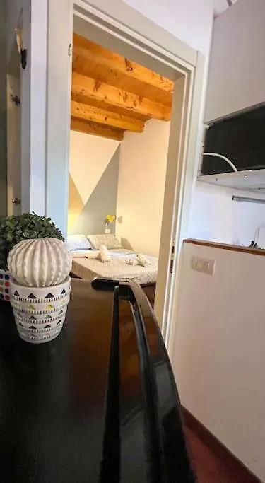 Trendy Flat Naviglio Grande Apartment Milan
