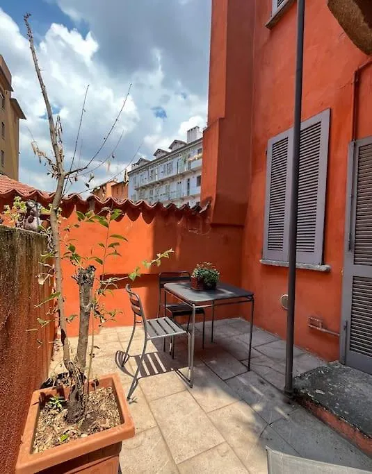 Trendy Flat Naviglio Grande Apartment Milan